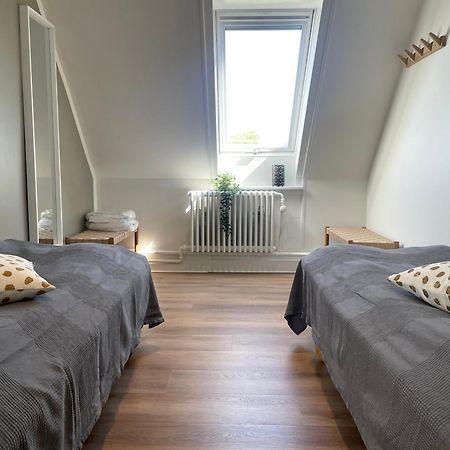 Kragsbjerggaard Vandrerhjem Odense Buitenkant foto