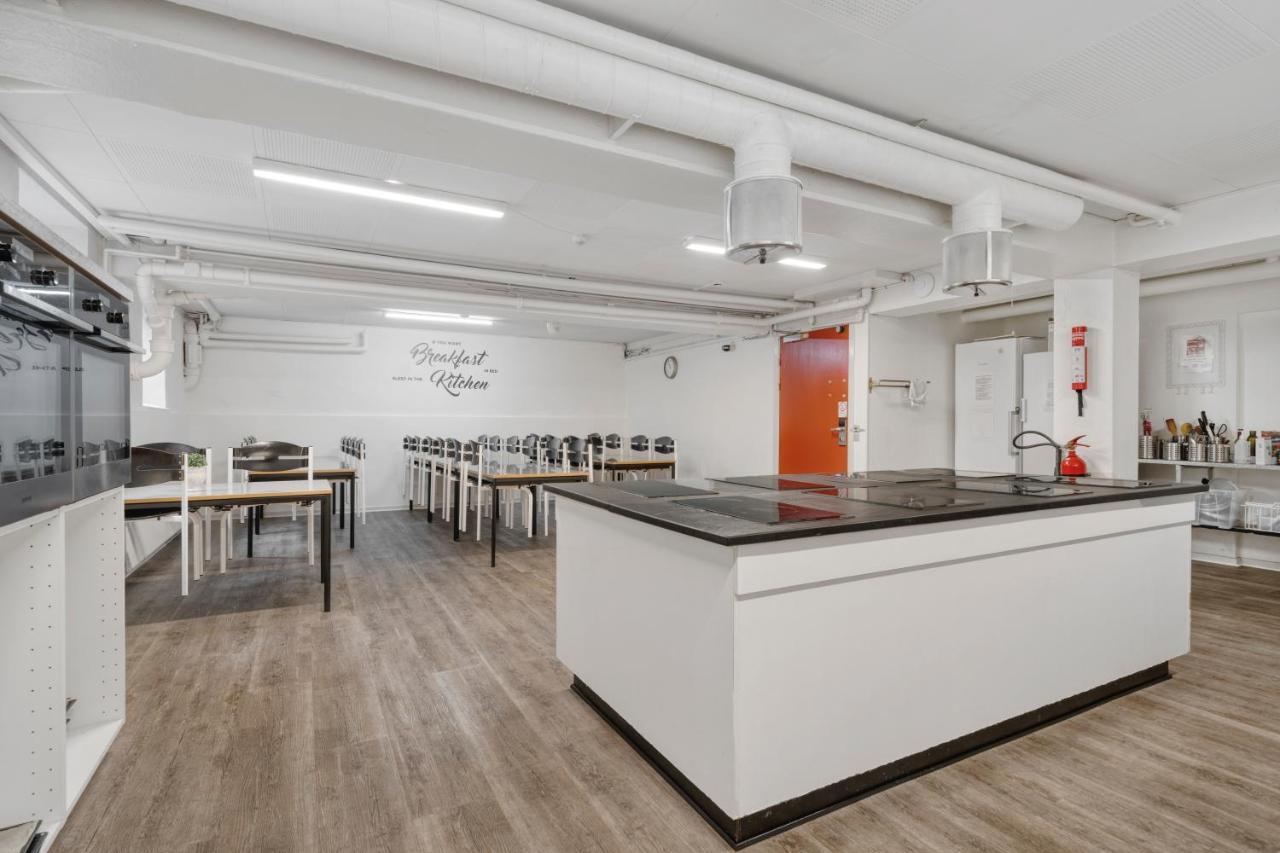 Kragsbjerggaard Vandrerhjem Odense Buitenkant foto