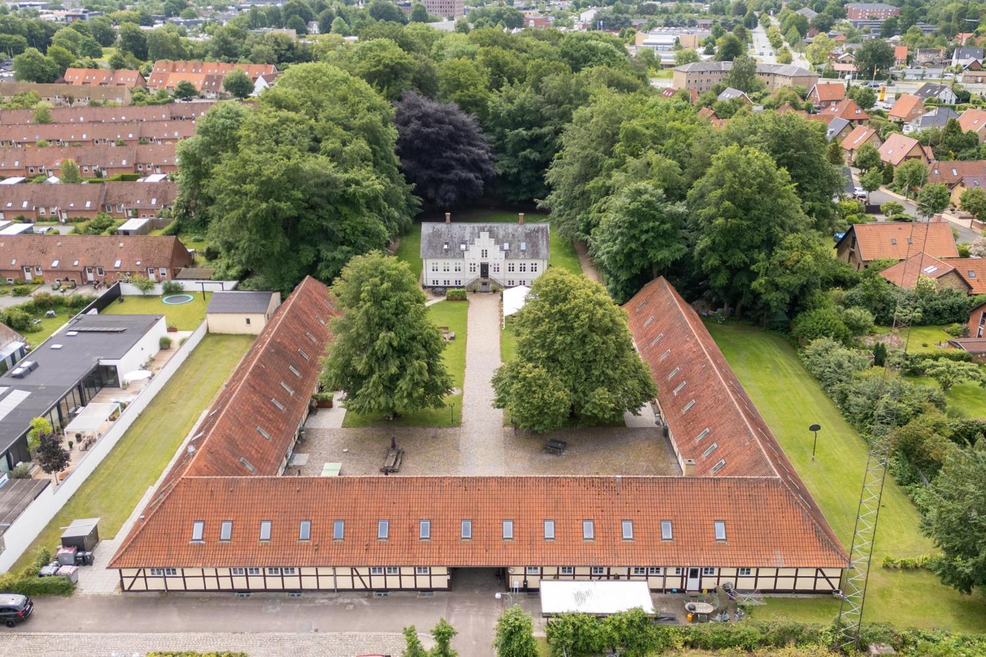 Kragsbjerggaard Vandrerhjem Odense Buitenkant foto